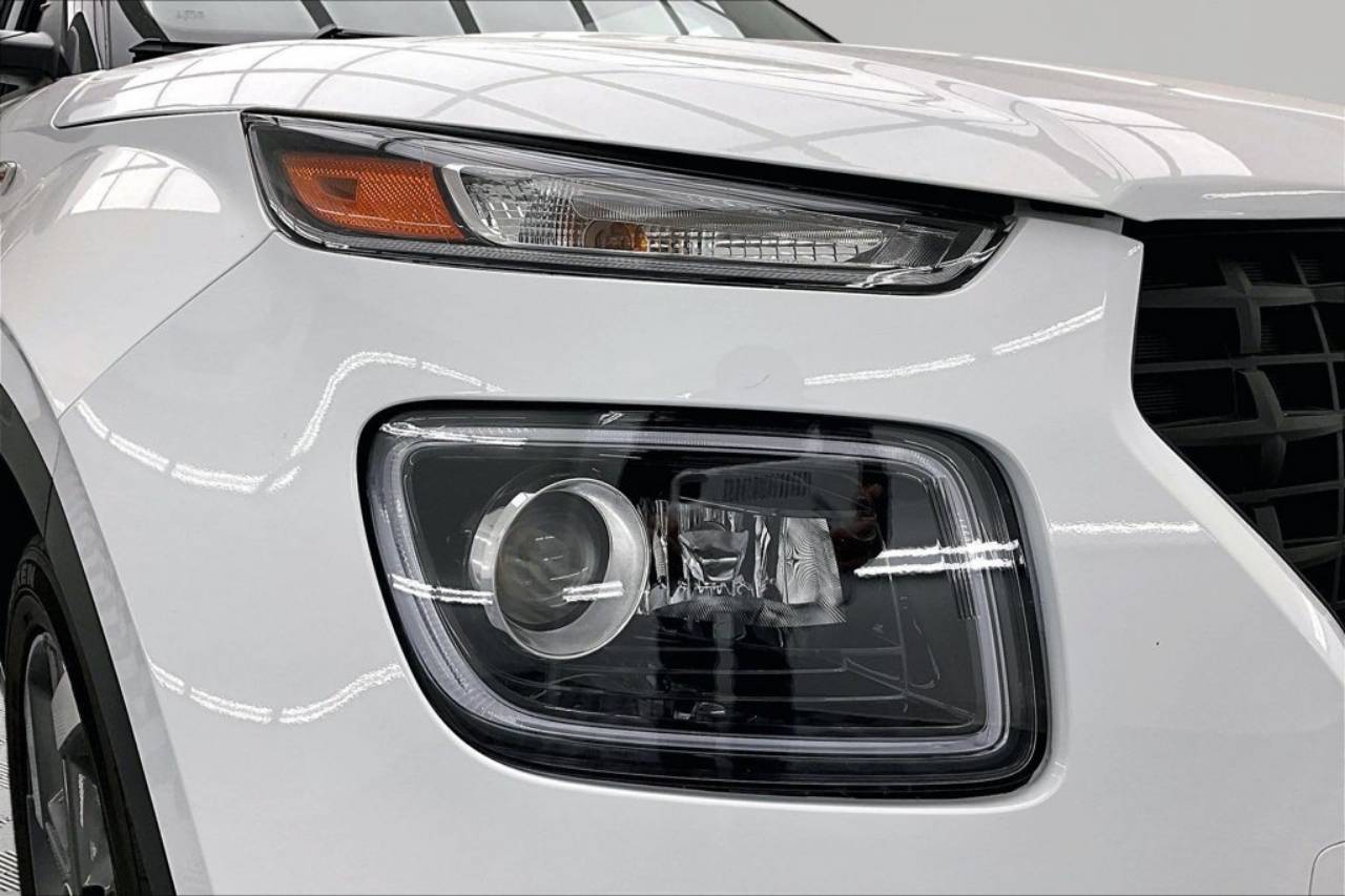 2024 Hyundai Venue Limited - Photo 29