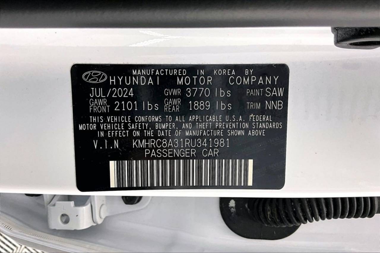 2024 Hyundai Venue Limited - Photo 35