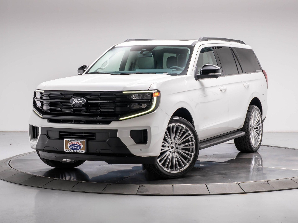 2027 Ford Expedition Active