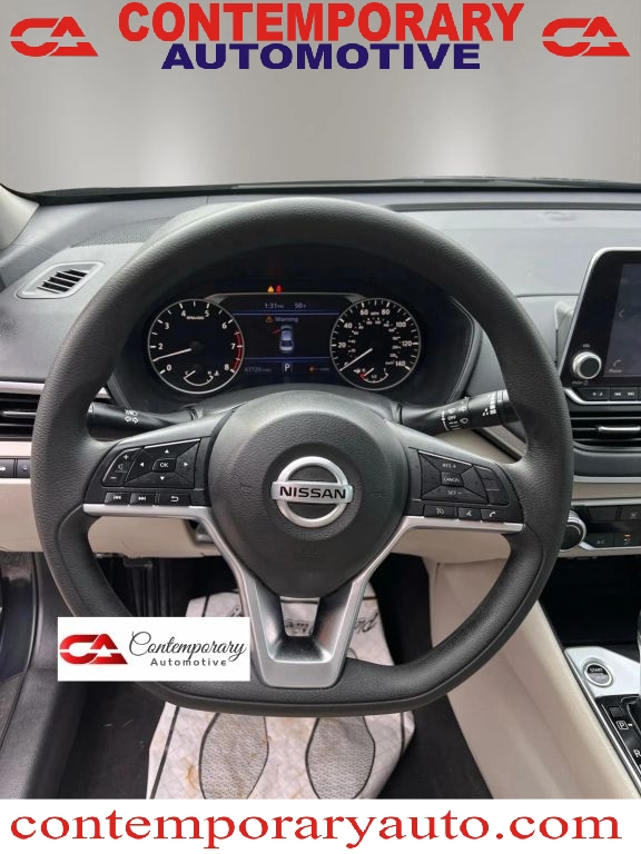 2022 Nissan Altima SV