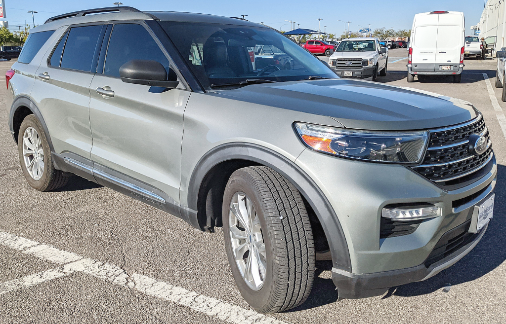 2020 Ford Explorer