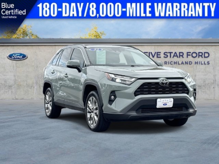 2022 Toyota RAV4 XLE Premium