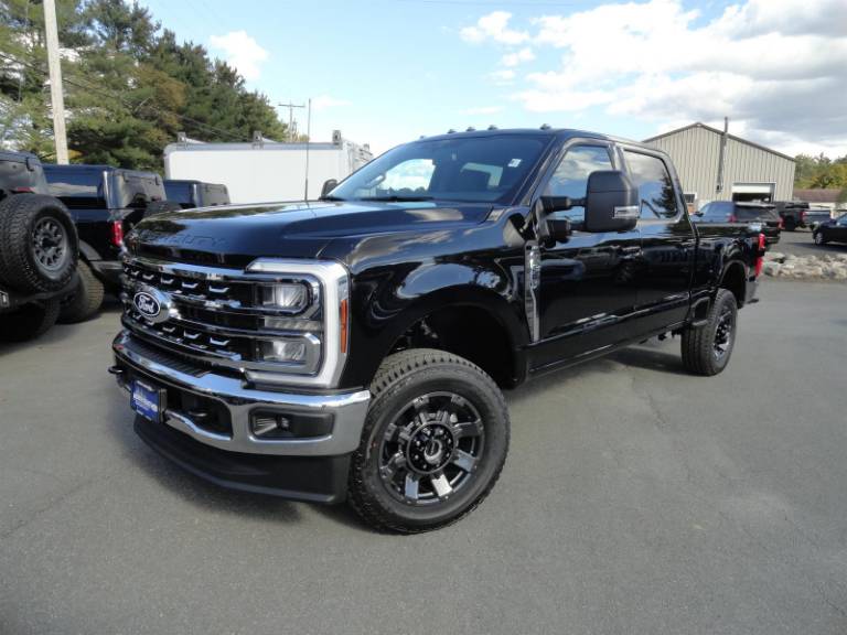 2027 Ford Super Duty F-250® XLT