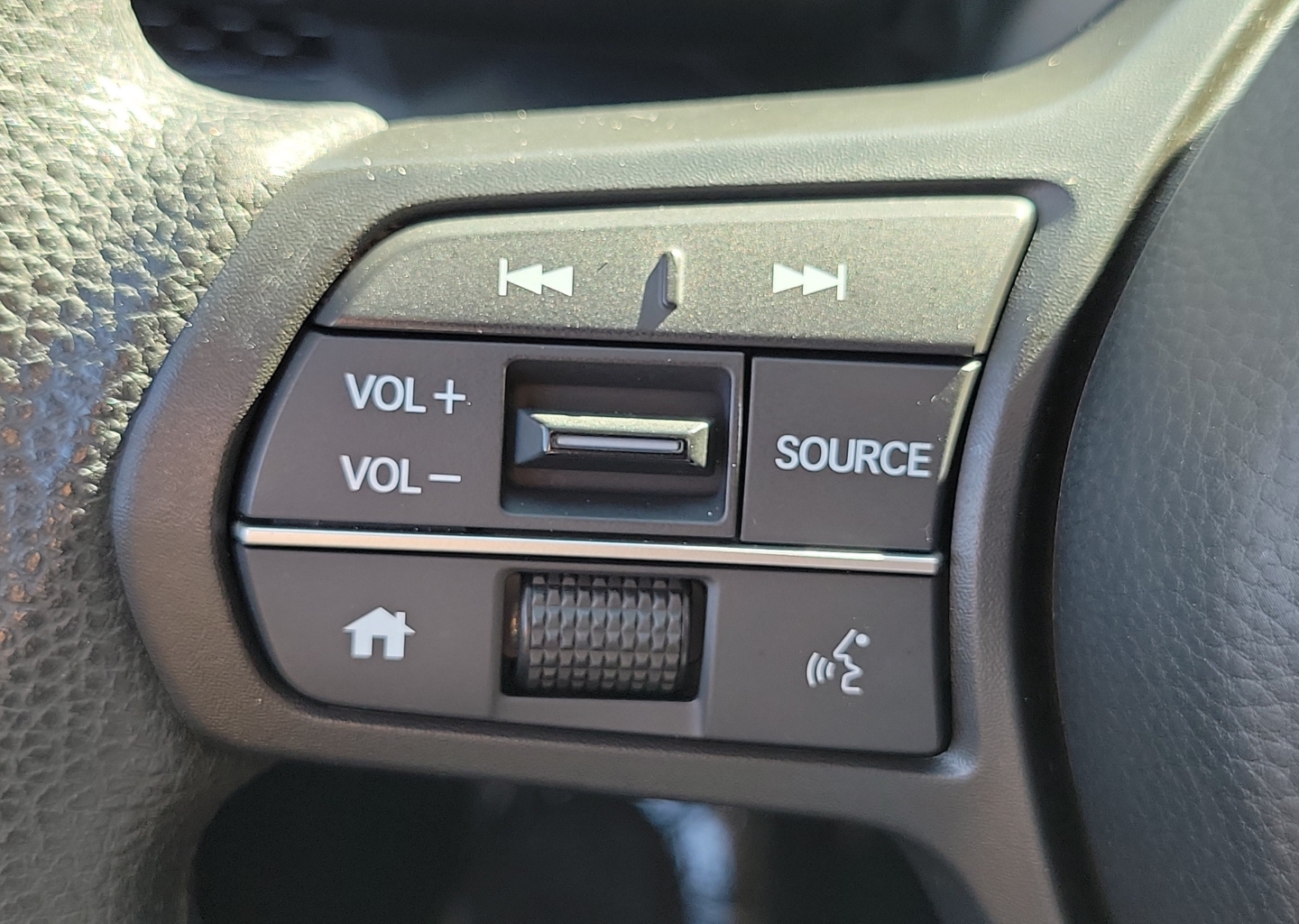 2025 Honda CR-V EX - Photo 24