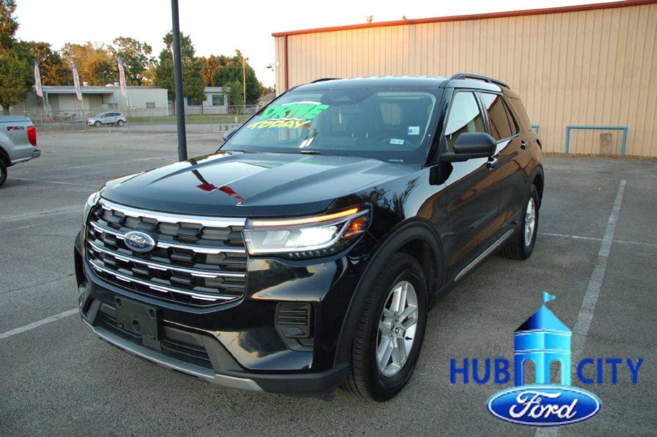 2025 Ford Explorer