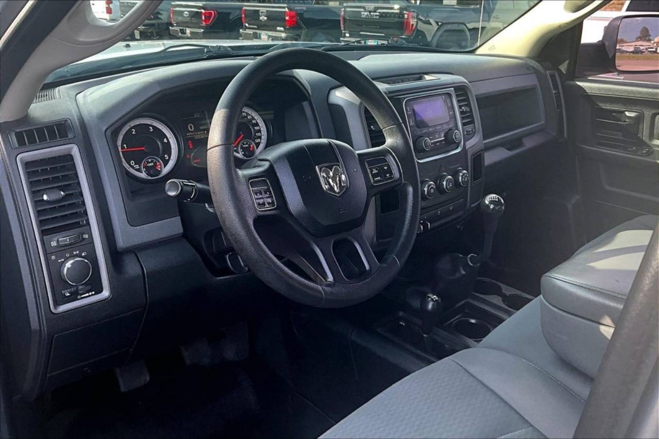 2014 RAM Ram 2500 Pickup Tradesman - Photo 14