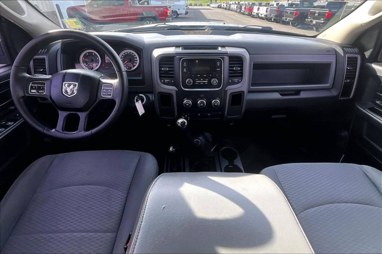 2014 RAM Ram 2500 Pickup Tradesman - Photo 16