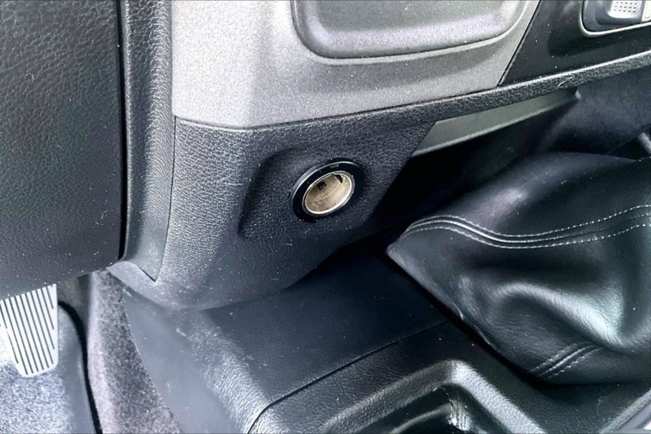2014 RAM Ram 2500 Pickup Tradesman - Photo 32