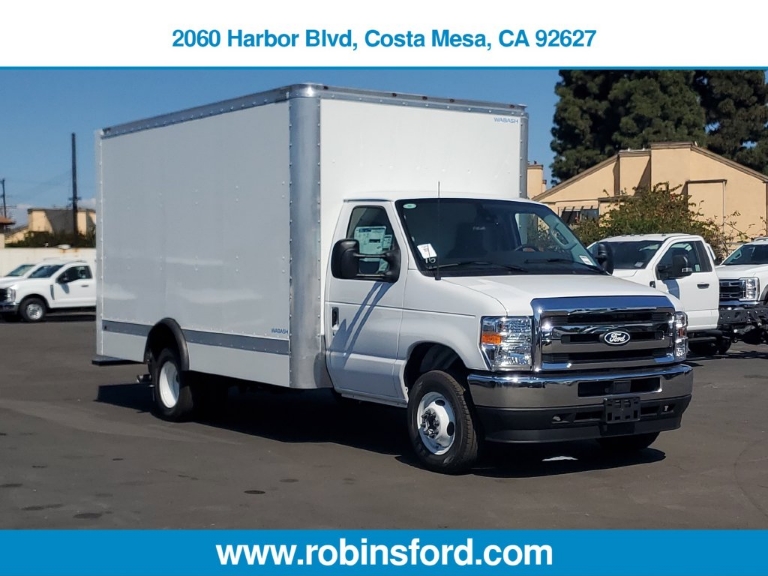2027 Ford E-450SD Base