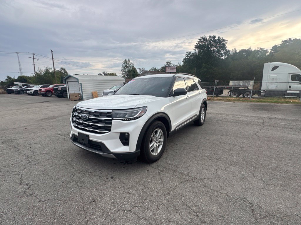 2025 Ford Explorer Active