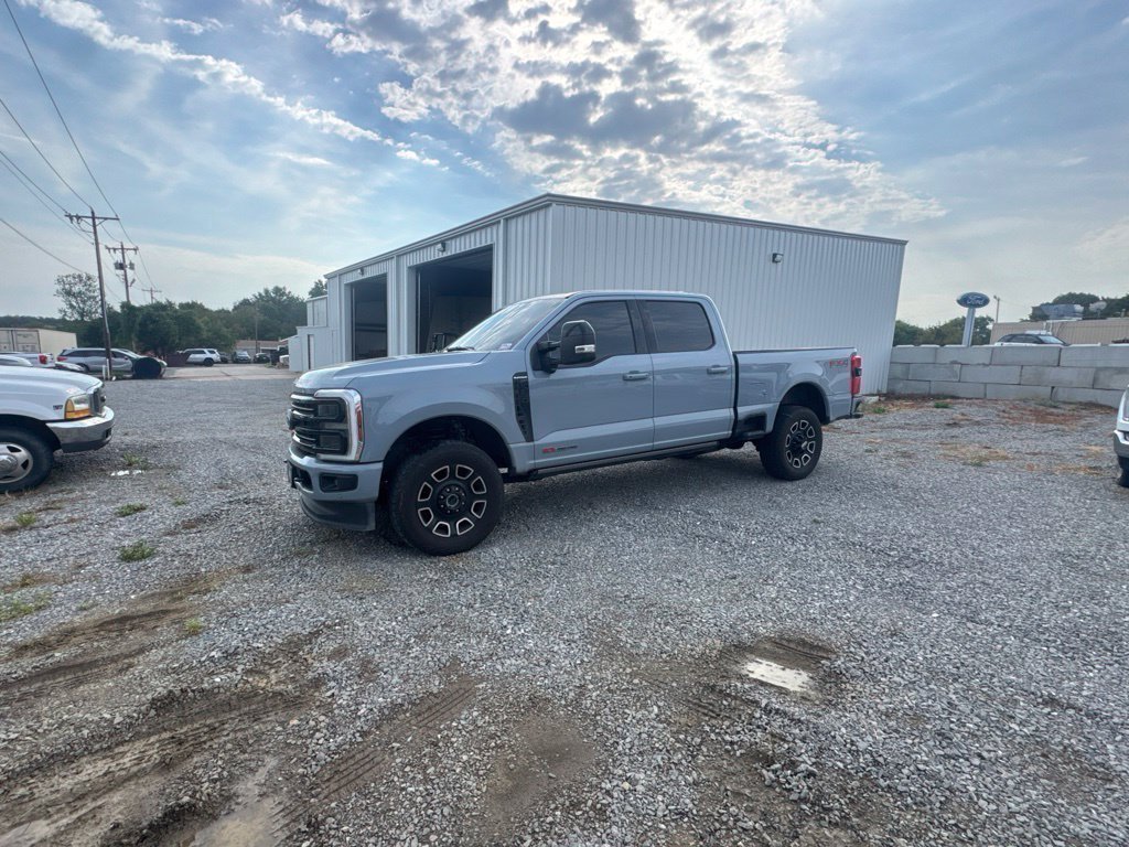 2025 Ford F-250SD Platinum