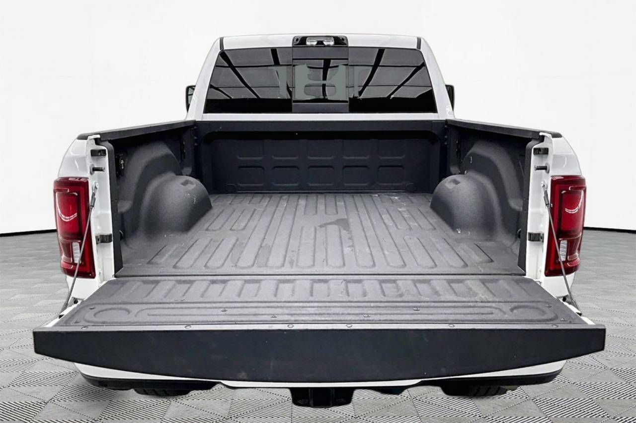 2025 RAM Ram 2500 Pickup Laramie - Photo 17