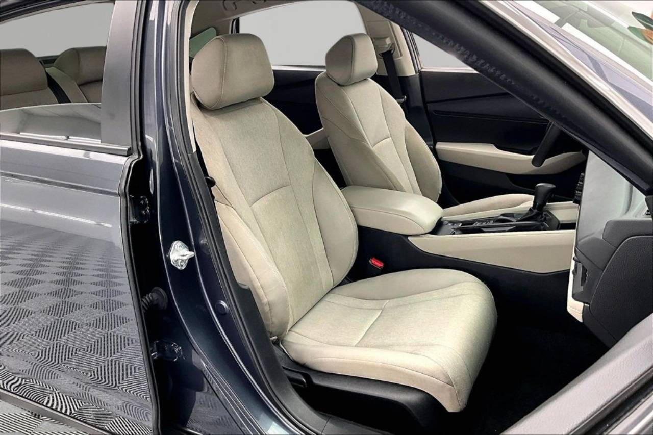 2025 Honda Accord LX - Photo 7
