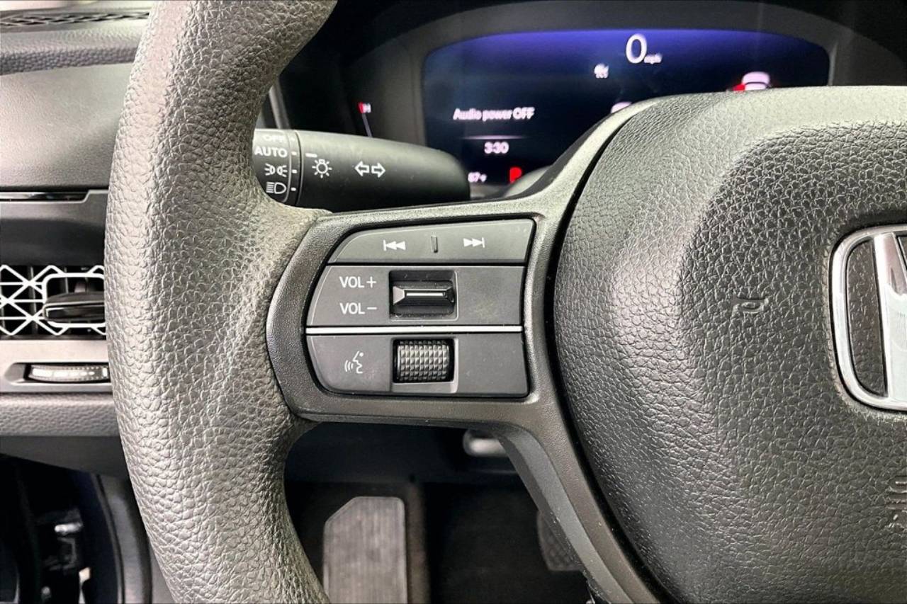 2025 Honda Accord LX - Photo 18