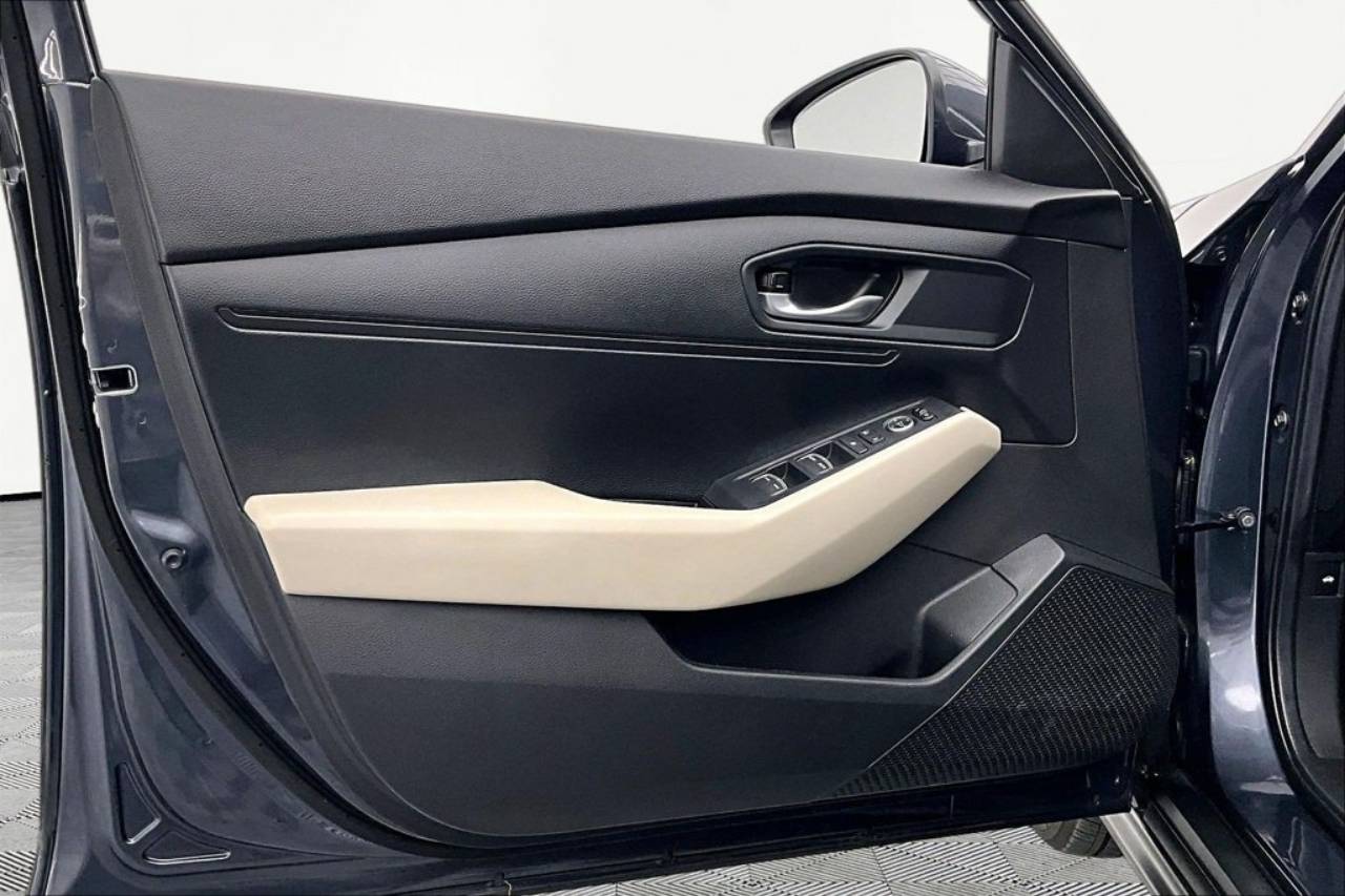 2025 Honda Accord LX - Photo 23