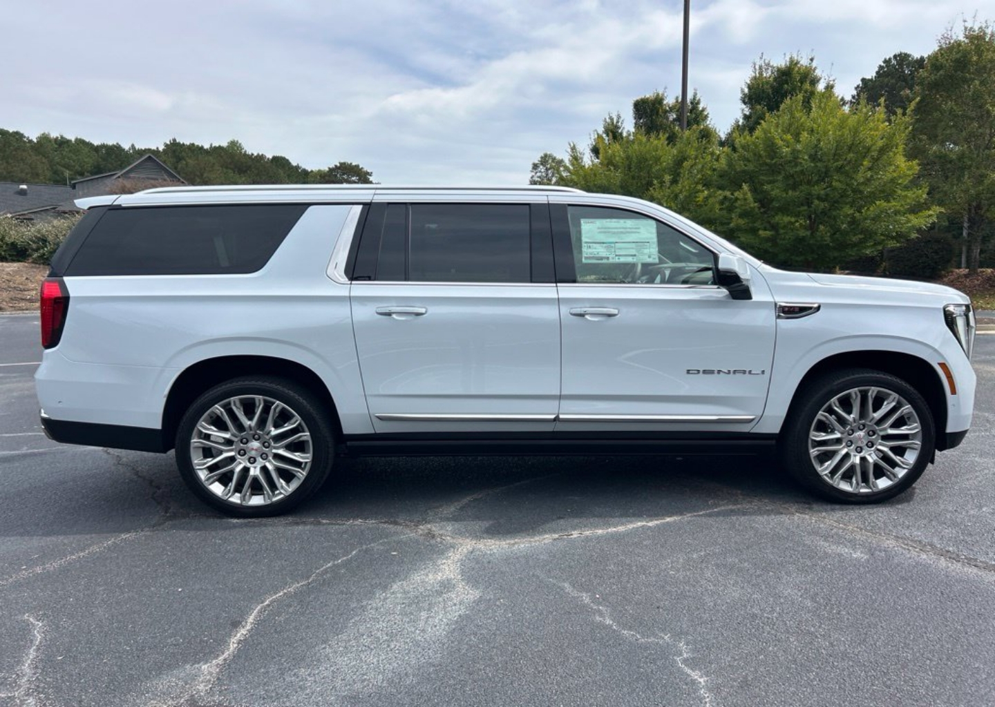 2027 GMC Yukon XL Denali - Photo 93