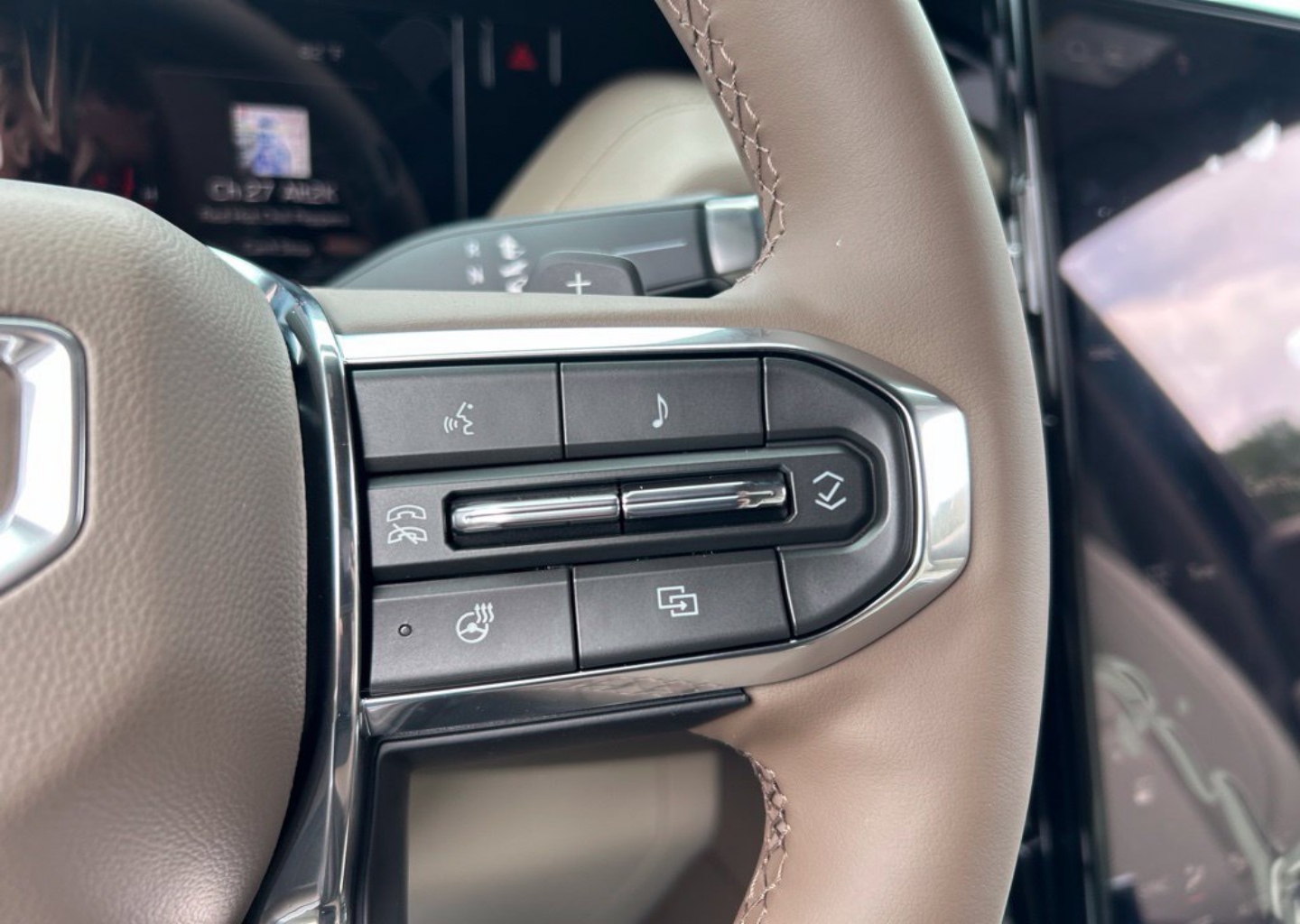 2027 GMC Yukon XL Denali - Photo 95