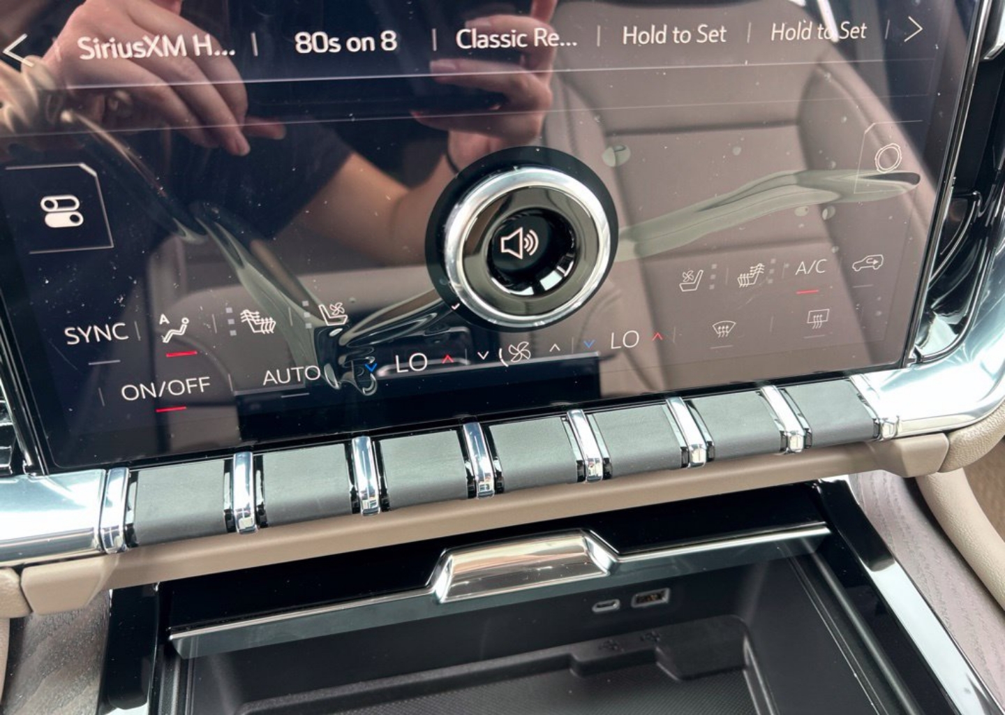 2027 GMC Yukon XL Denali - Photo 101