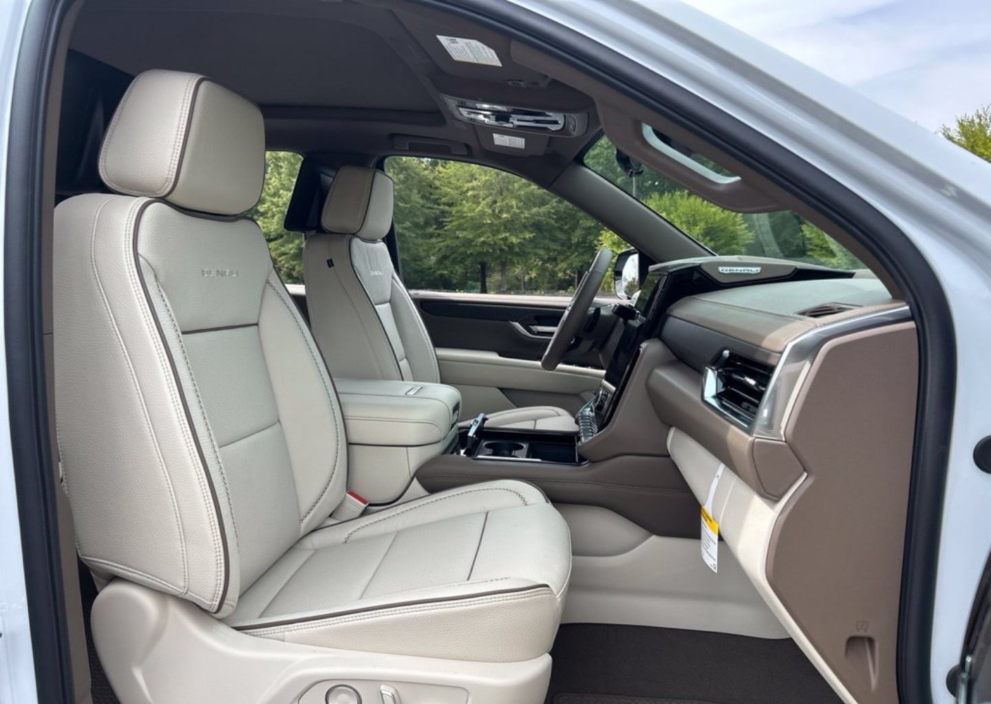 2027 GMC Yukon XL Denali - Photo 120