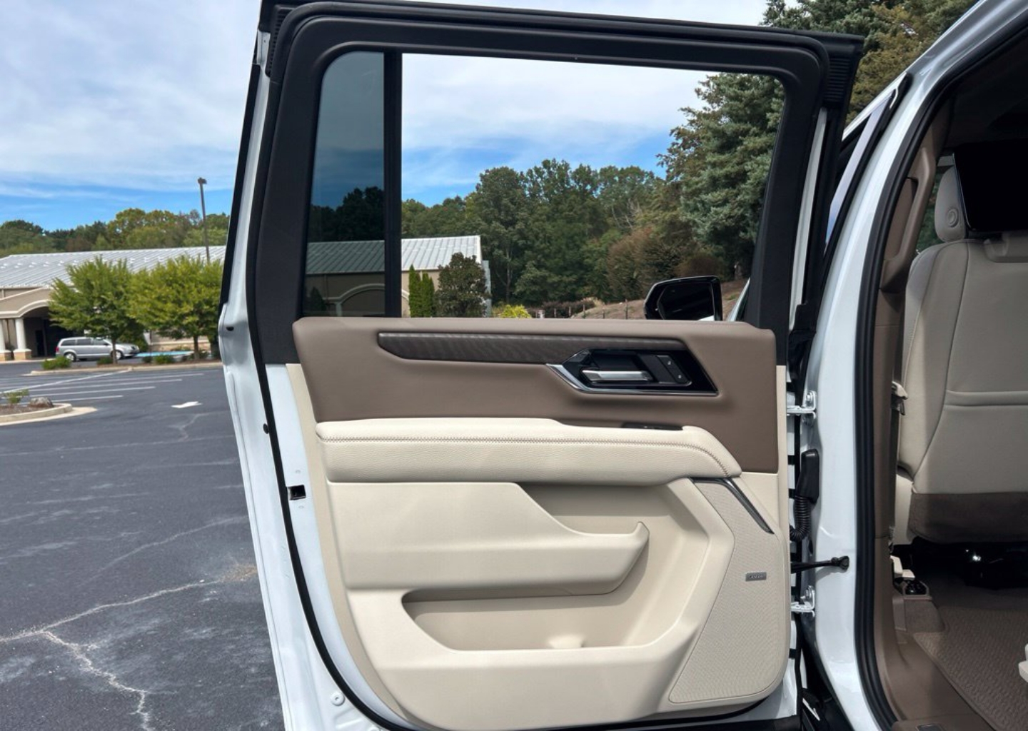2027 GMC Yukon XL Denali - Photo 129