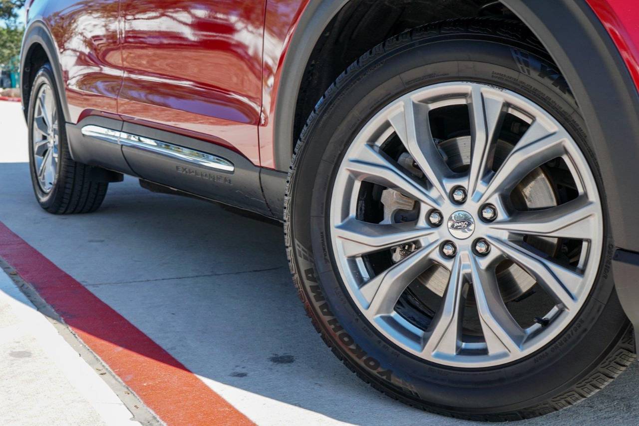 Certified Used 2021 Ford Explorer Limited, photo 2