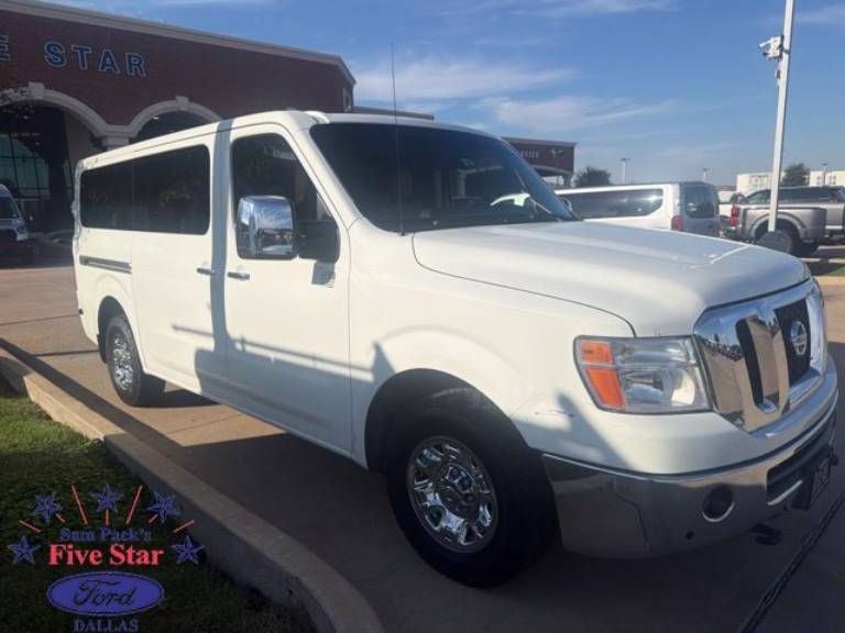 2017 Nissan NV Passenger SL