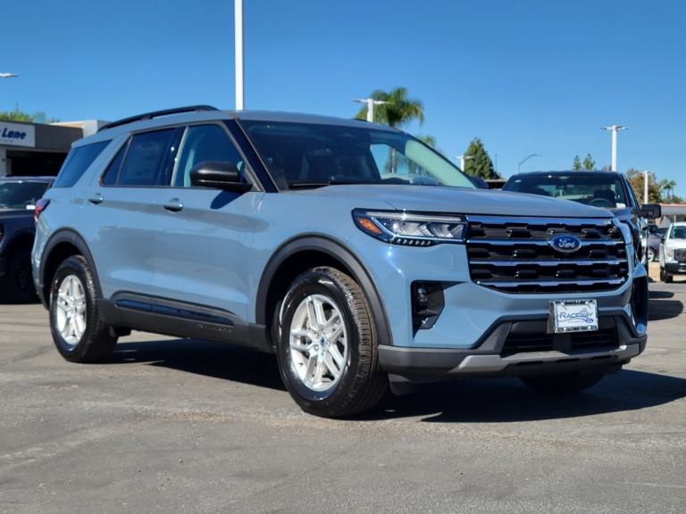 2026 Ford Explorer Active w/200A Pkg
