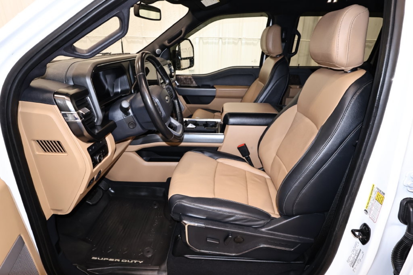 2023 Ford F-350 Super Duty Lariat - Photo 12