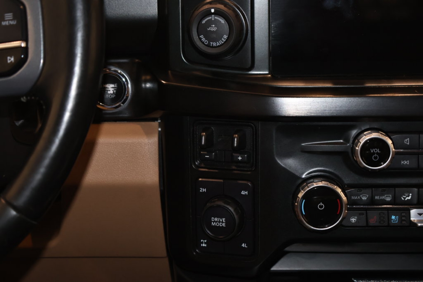 2023 Ford F-350 Super Duty Lariat - Photo 29