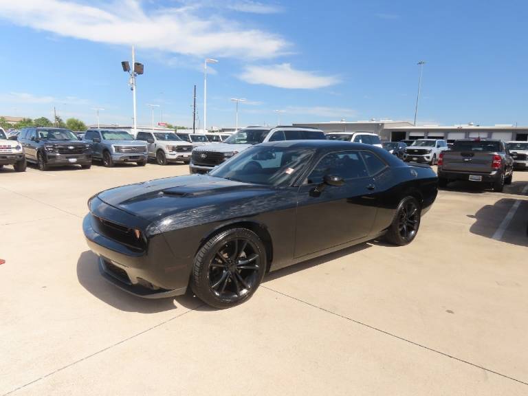 2016 Dodge Challenger 2DR Coupe SXT