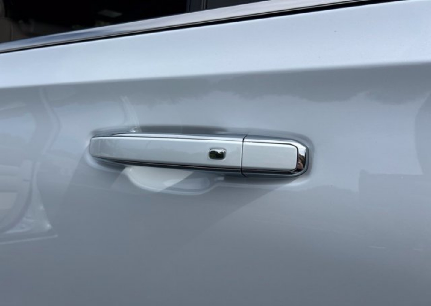 2027 GMC Yukon XL Denali - Photo 27