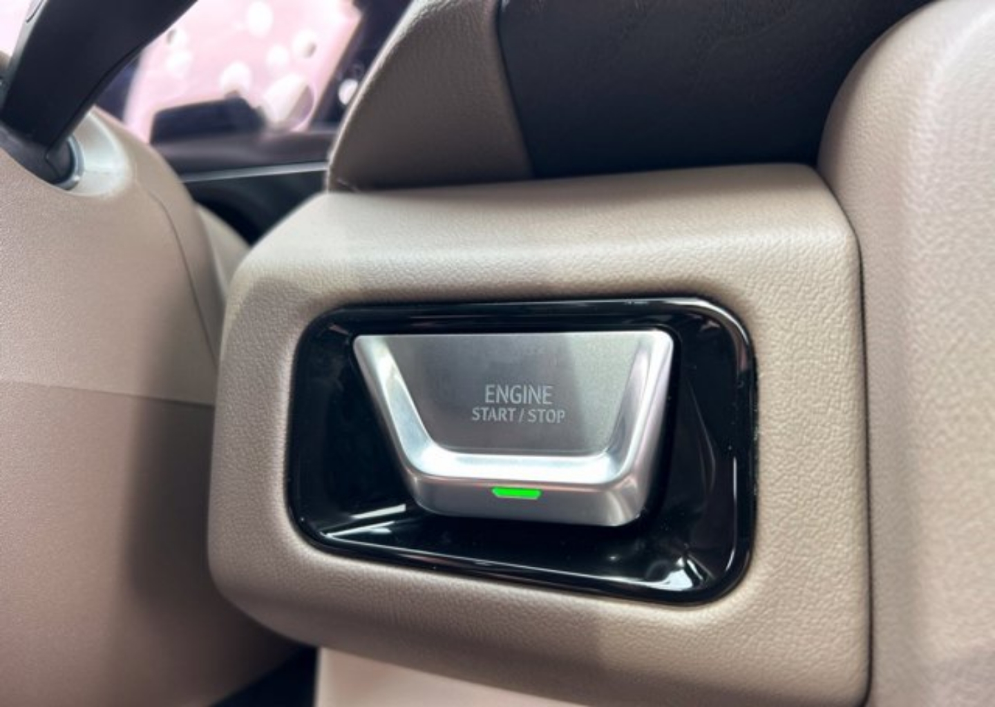 2027 GMC Yukon XL Denali - Photo 31