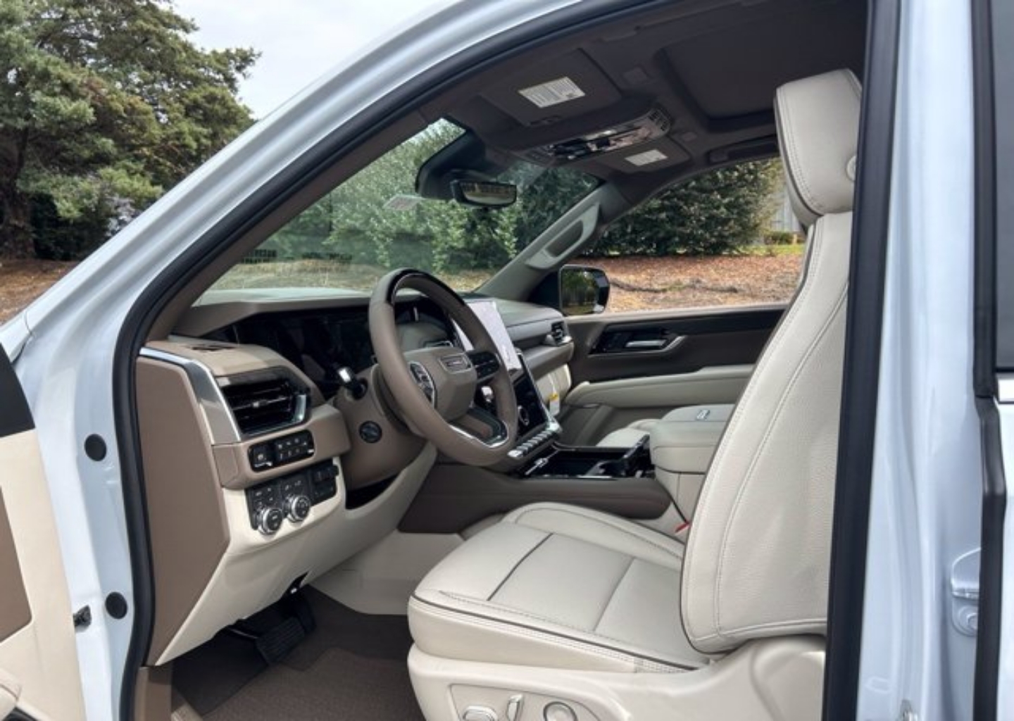 2027 GMC Yukon XL Denali - Photo 40