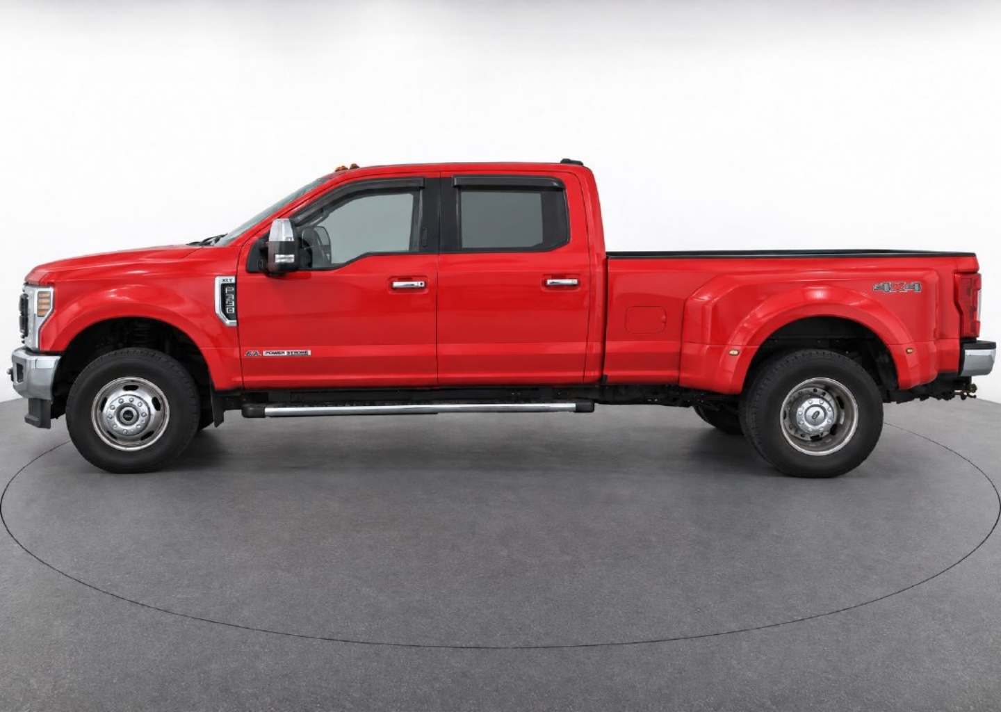 2019 Ford F-350 Super Duty XLT - Photo 8