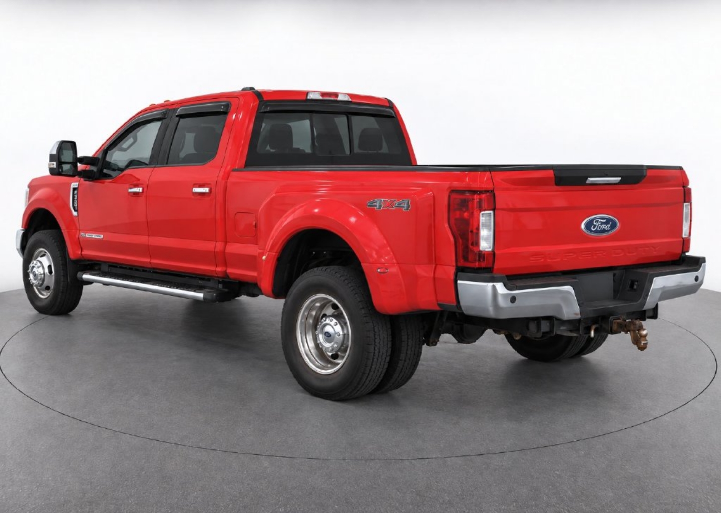 2019 Ford F-350 Super Duty XLT - Photo 9