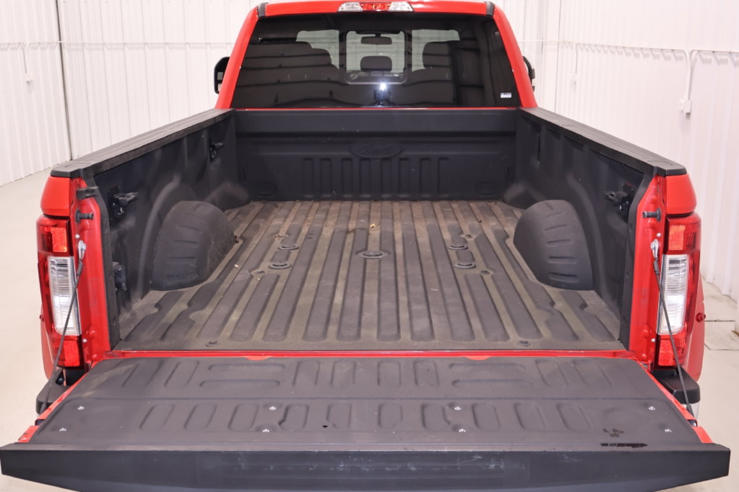 2019 Ford F-350 Super Duty XLT - Photo 38