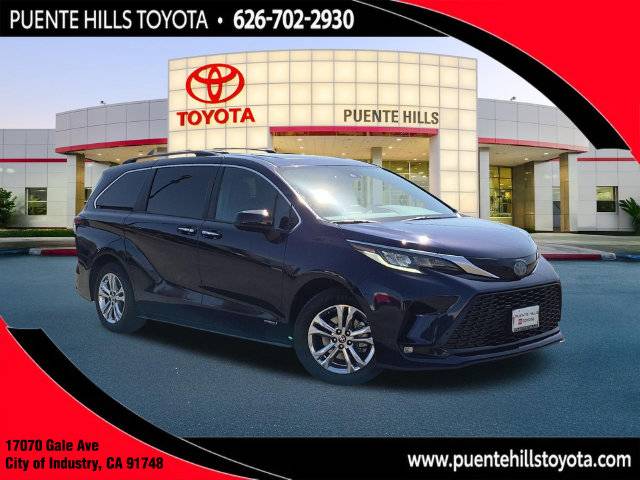 2021 Toyota Sienna XSE
