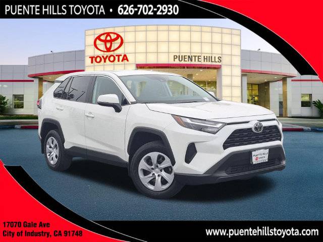 2025 Toyota RAV4 LE