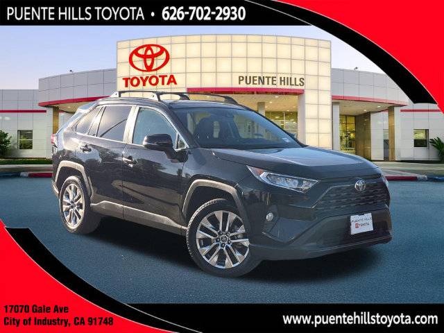 2020 Toyota RAV4 XLE Premium