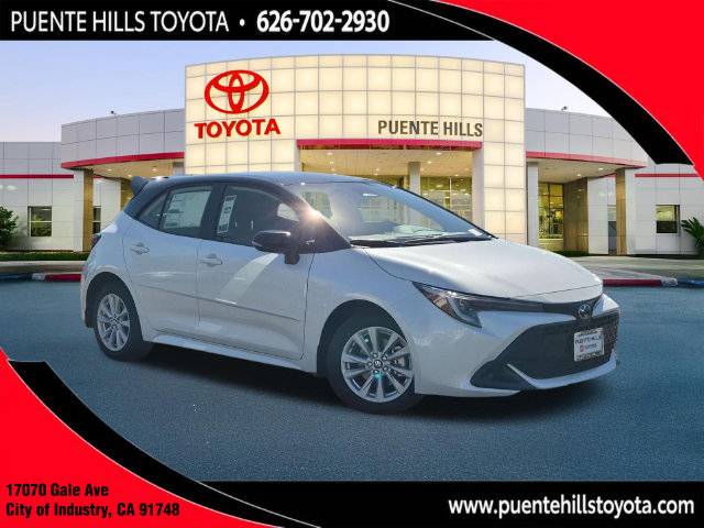 2027 Toyota Corolla Hatchback SE
