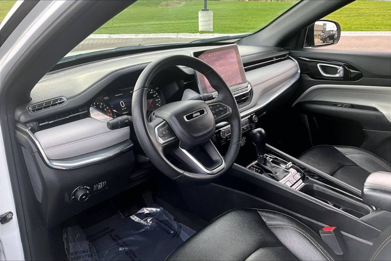 2024 Jeep Compass Limited - Photo 14