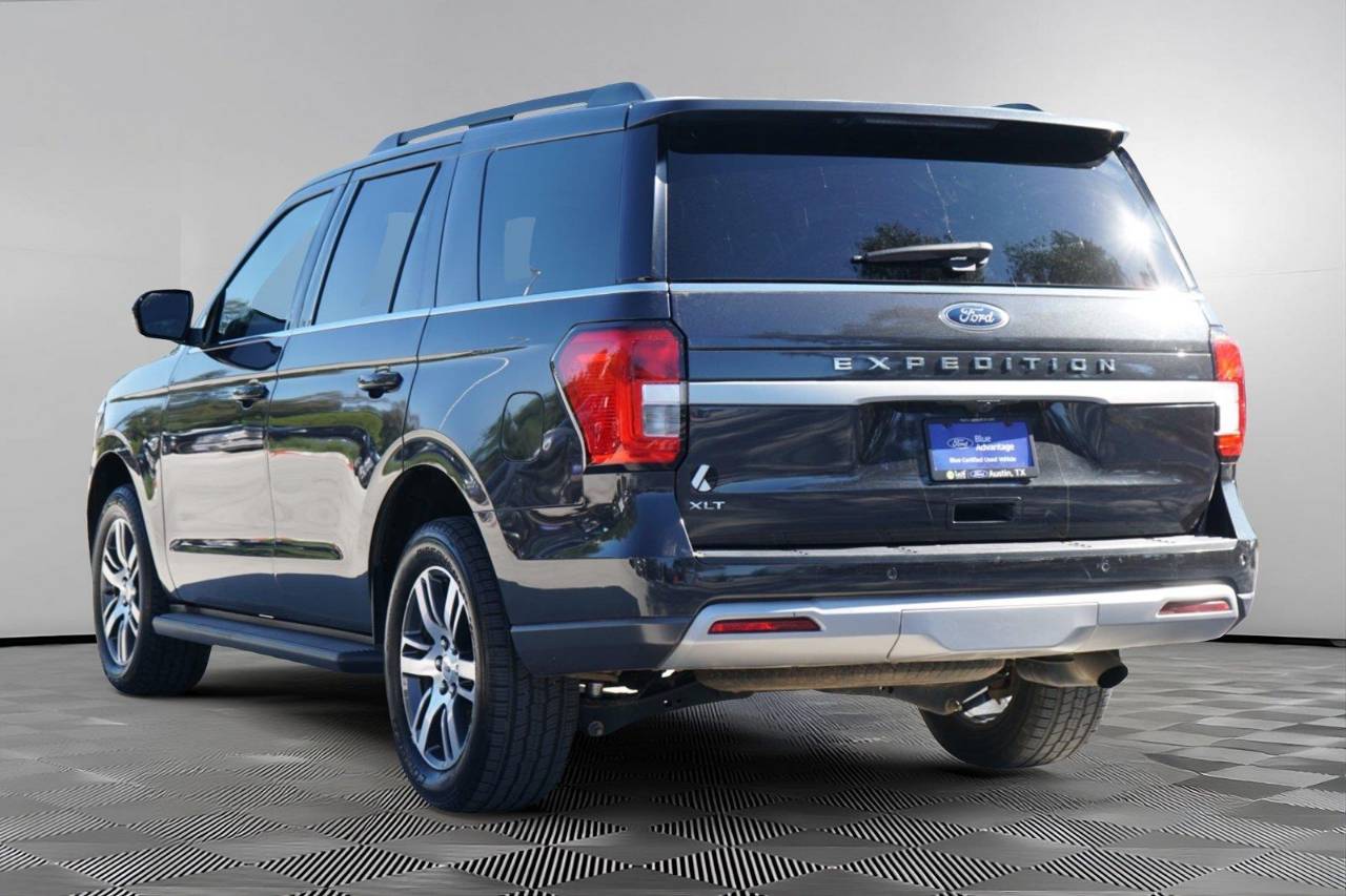 Used 2023 Ford Expedition XLT, photo 6