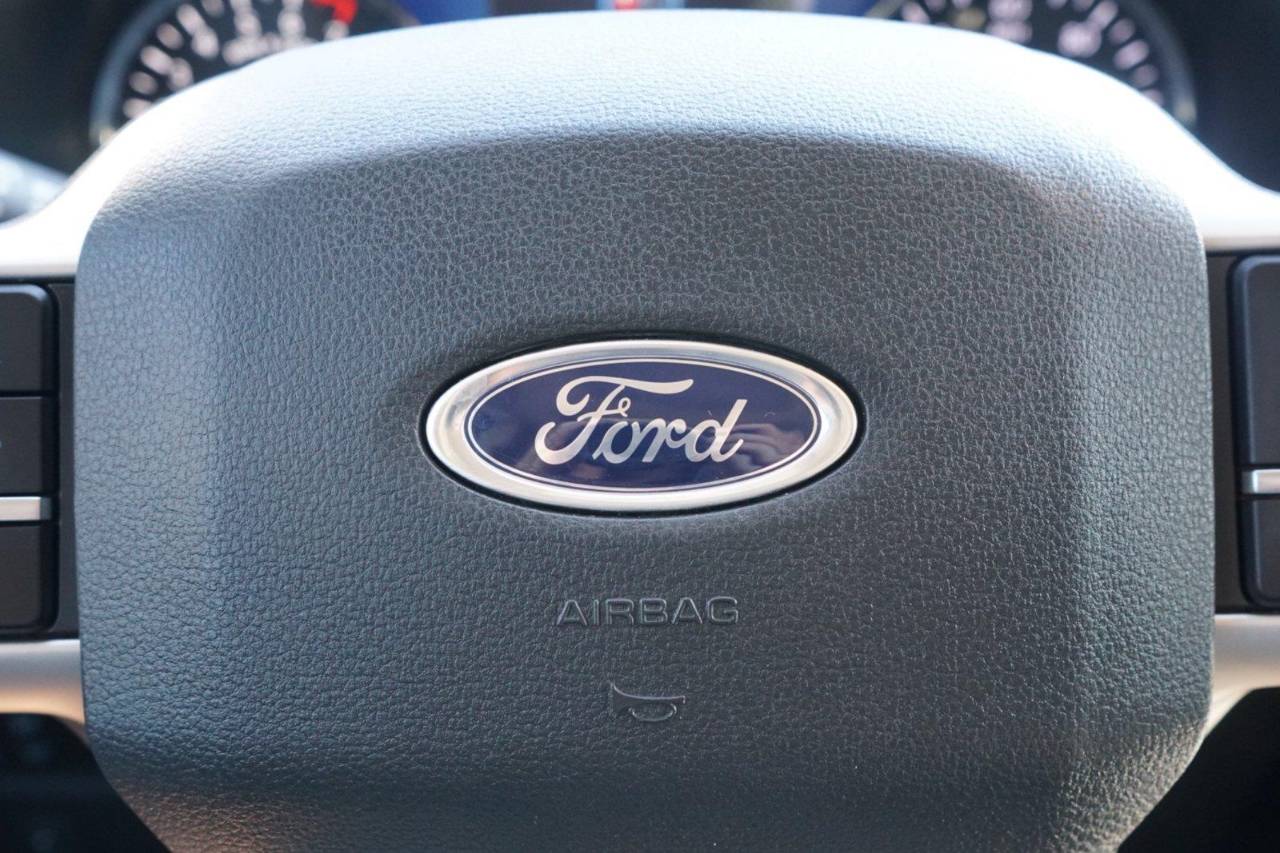 Used 2023 Ford Expedition XLT, photo 13