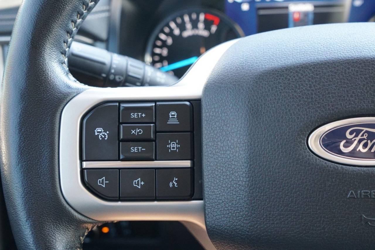 Used 2023 Ford Expedition XLT, photo 15