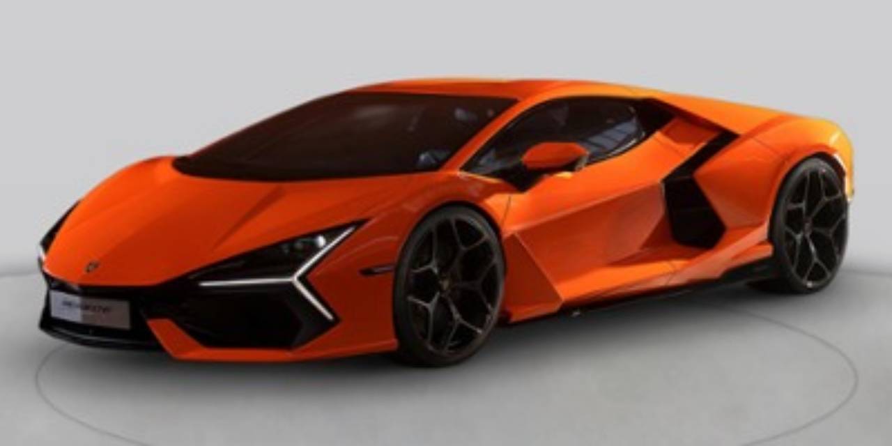 2026 Lamborghini Revuelto Base