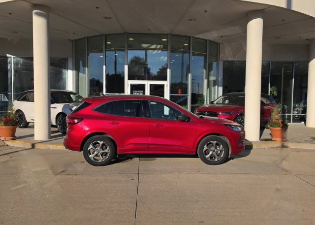 2024 Ford Escape