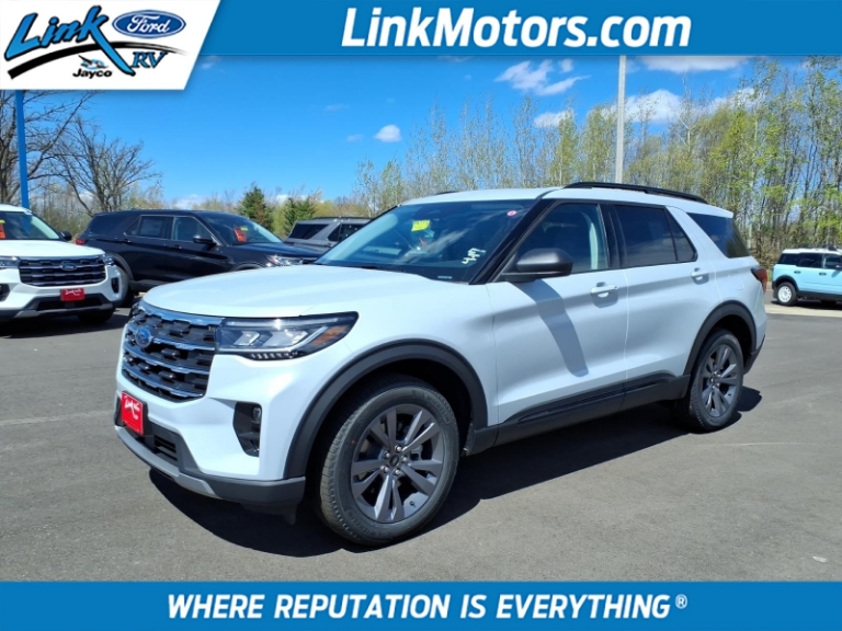 2026 Ford Explorer Active w/100A Pkg 4WD