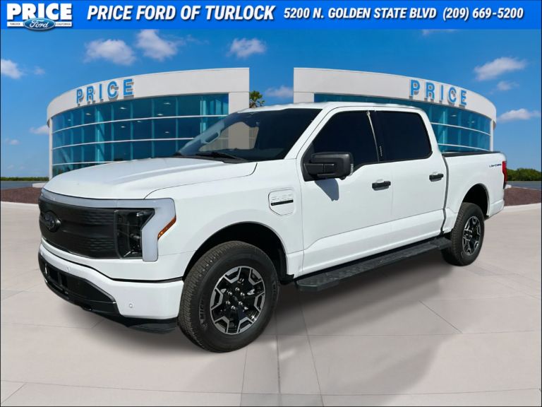 2023 Ford F-150 Lightning XLT