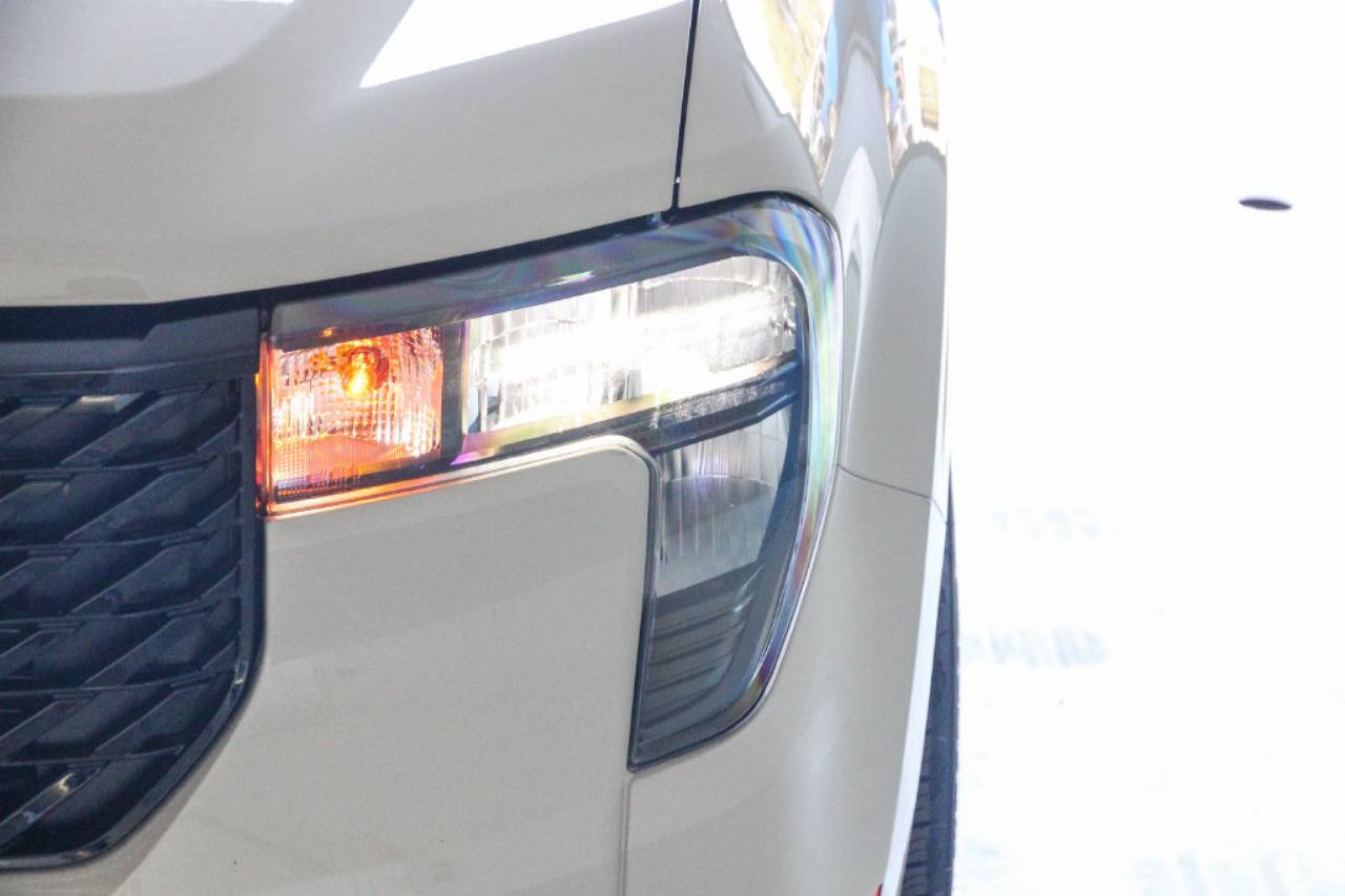 2025 Ford Maverick XLT - Photo 9