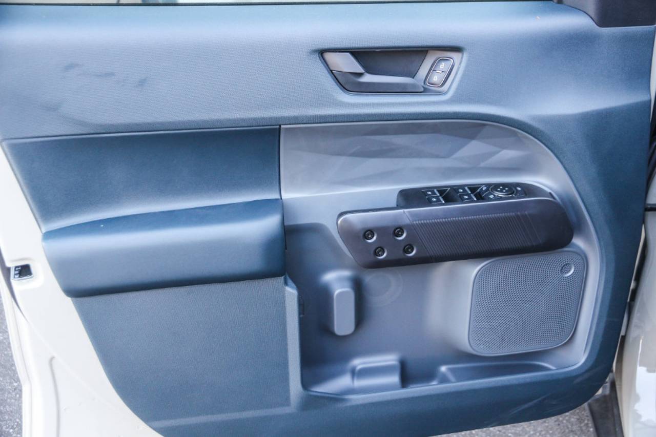 2025 Ford Maverick XLT - Photo 21